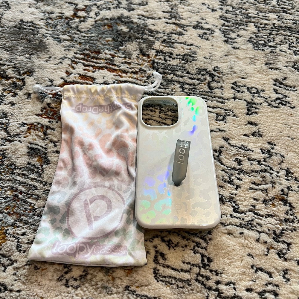 Iridescent leopard print loopy case iPhone 13 Pro